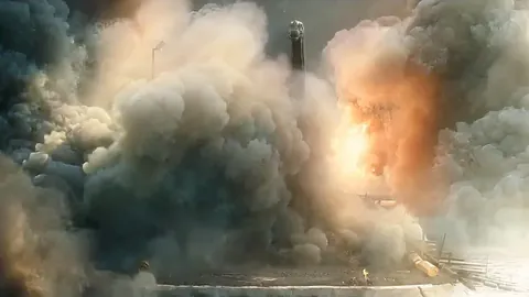 “B席迈向30岁里程碑：葡萄牙全胜战绩，射入13球贡献28助攻，助力2025欧国联夺冠”